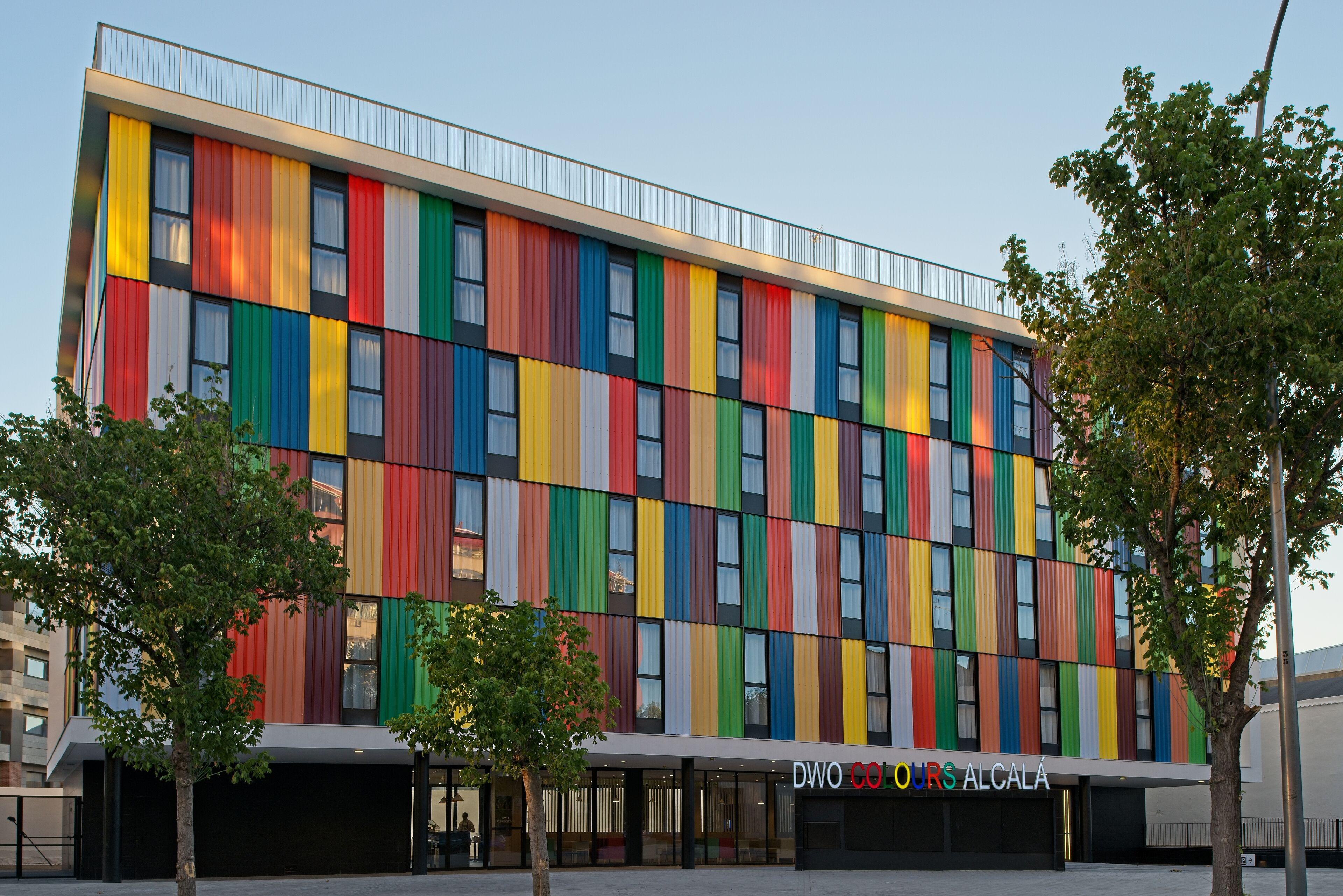 Dwo Colours Alcala — Foto’s 2